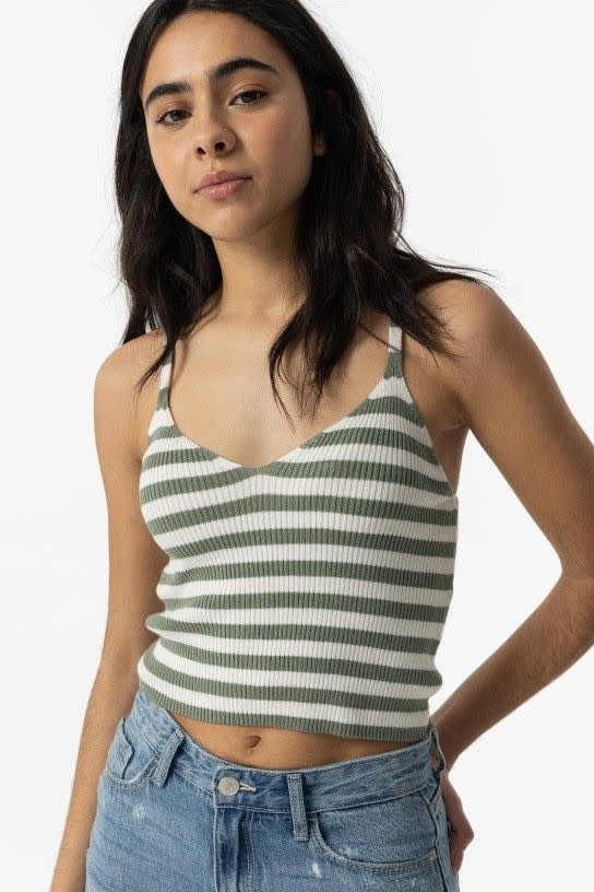 10054737 Peonia_2 820 Epsom