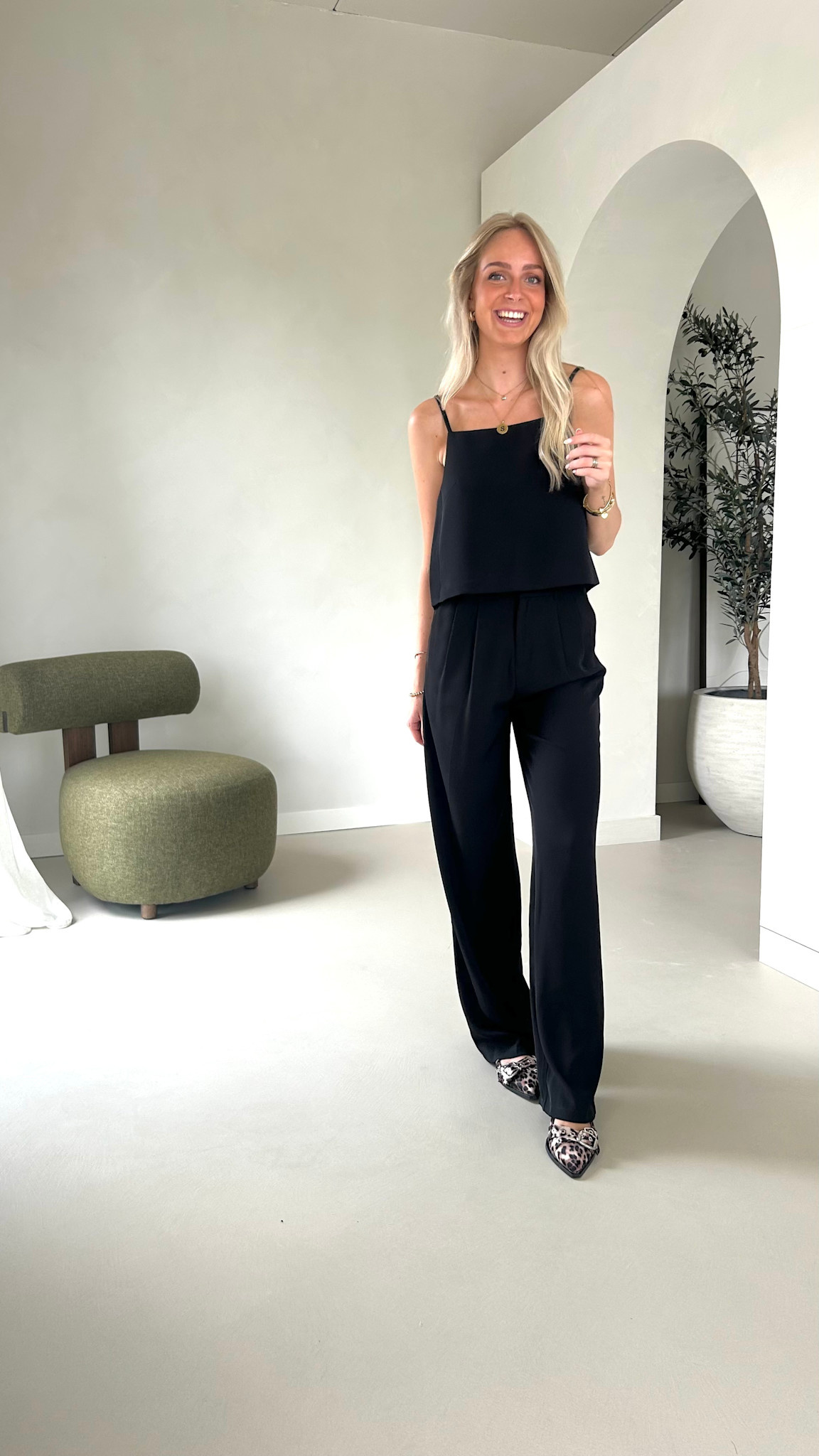 Wide leg pantalon - black