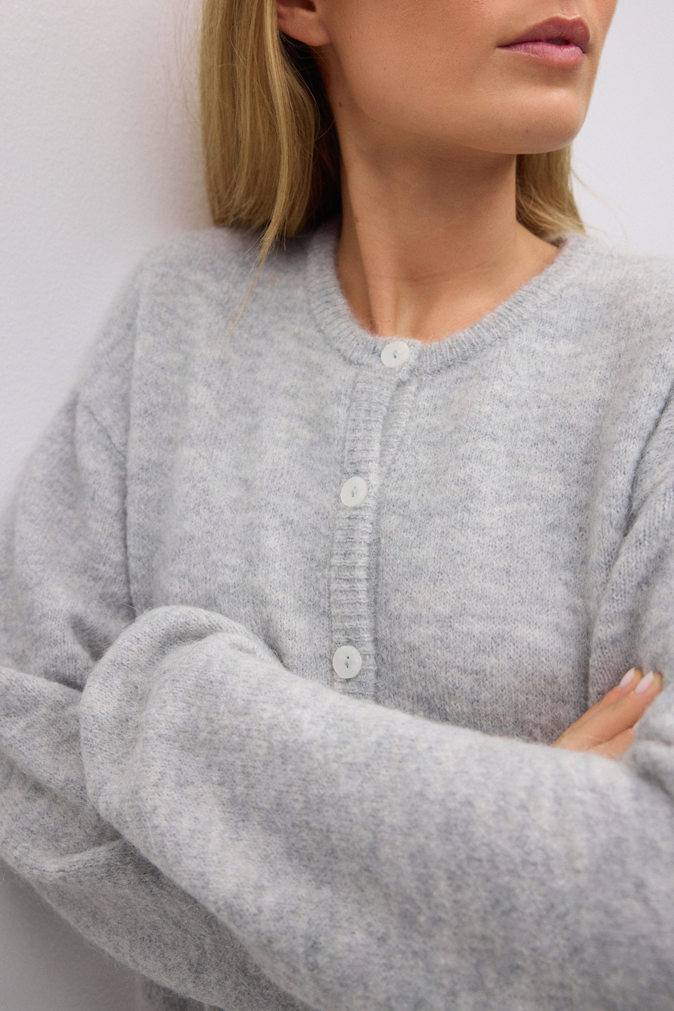 Knitted cardigan 23195 Lt greymelange (8049)