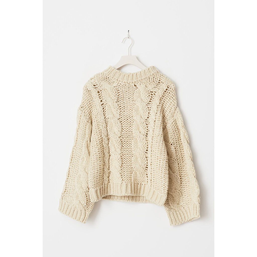 Gina Tricot Knitted cable sweater 25260 Almond milk (7059)