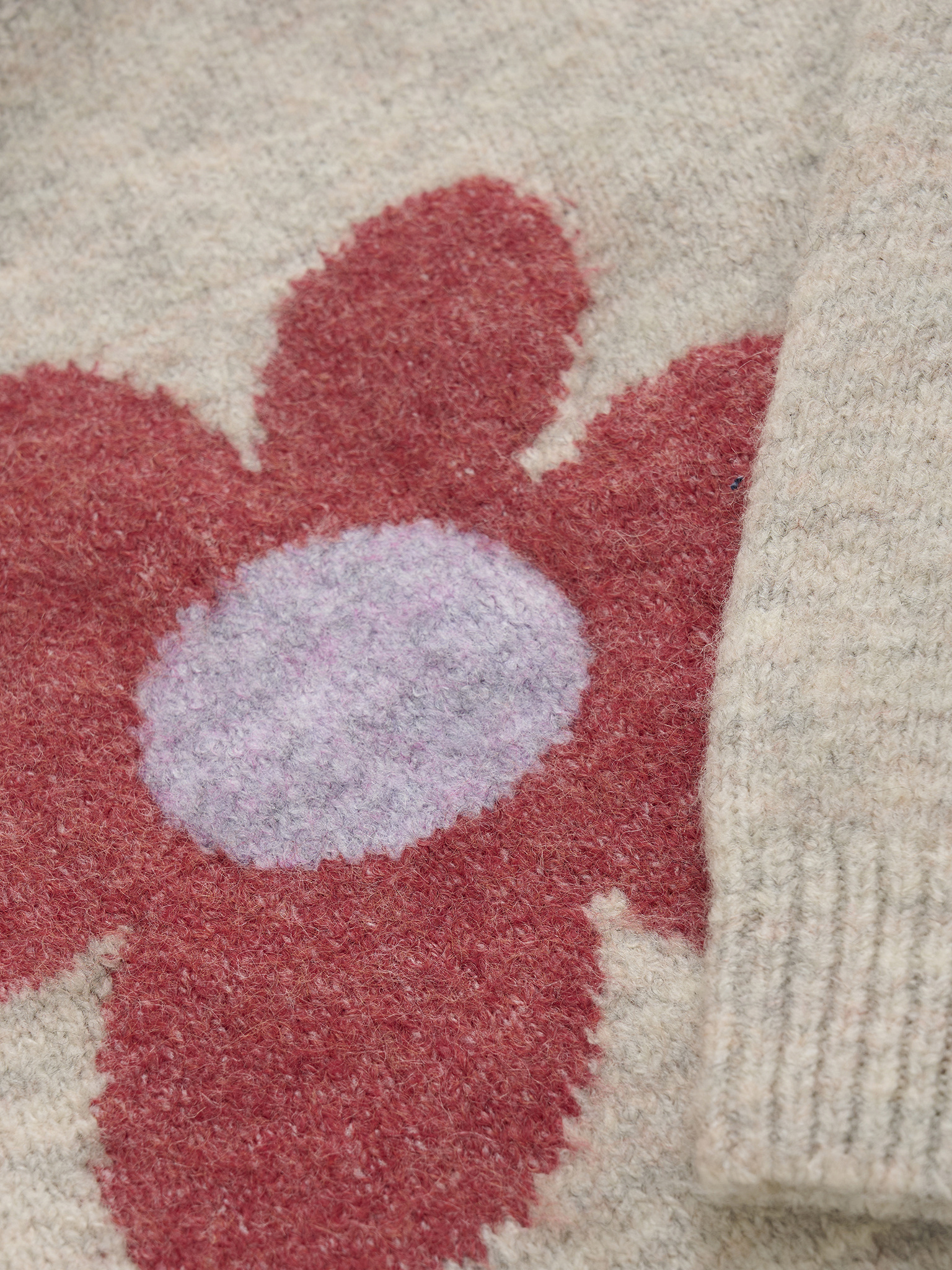 Knitted Sweater Flower 930279 5013 Pale Mauve