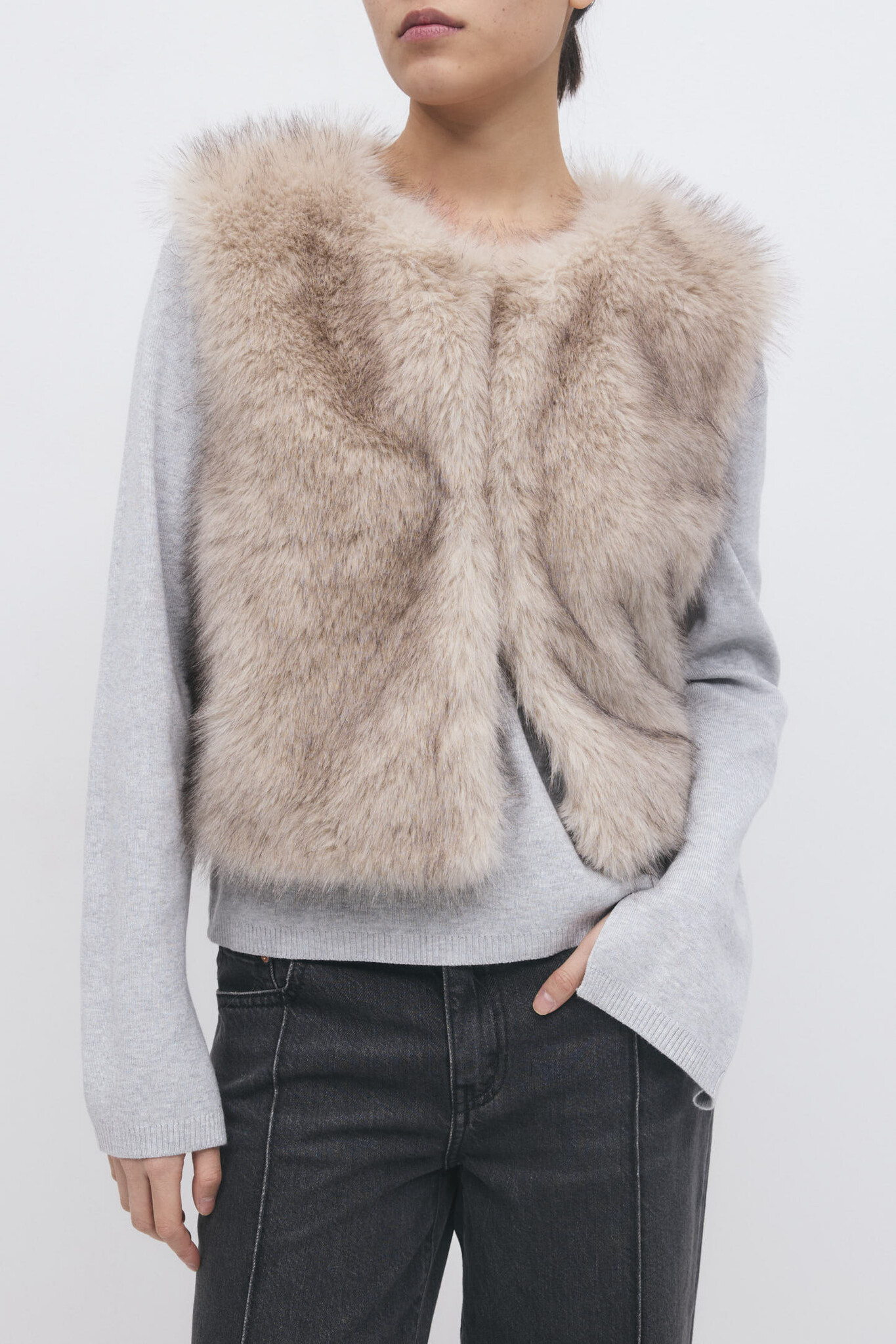 Faux fur vest 25894