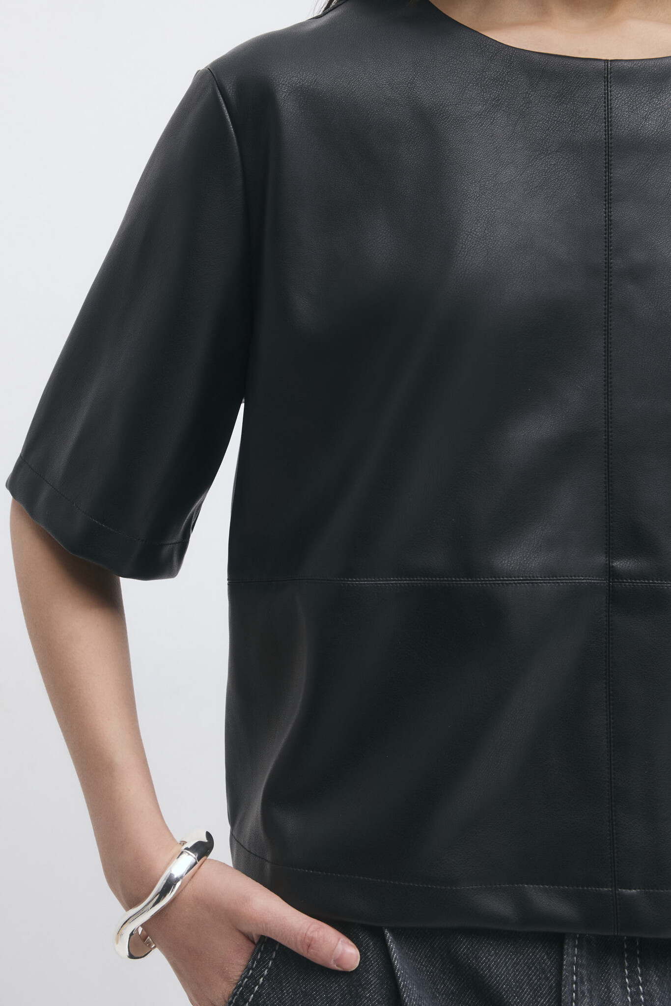 Pu boxy tee 25954 9000 black