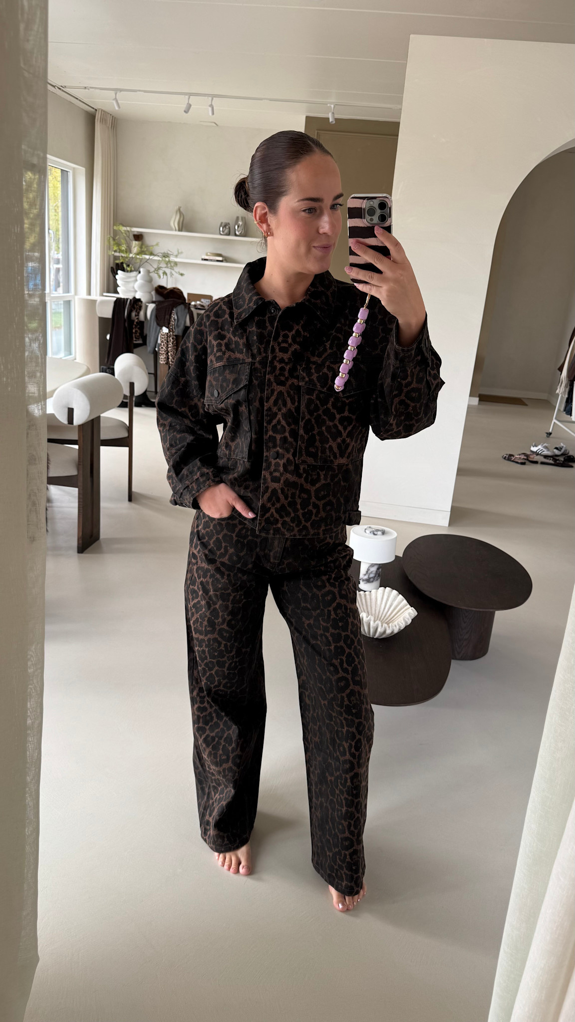 Wide leg jeans - dark leopard