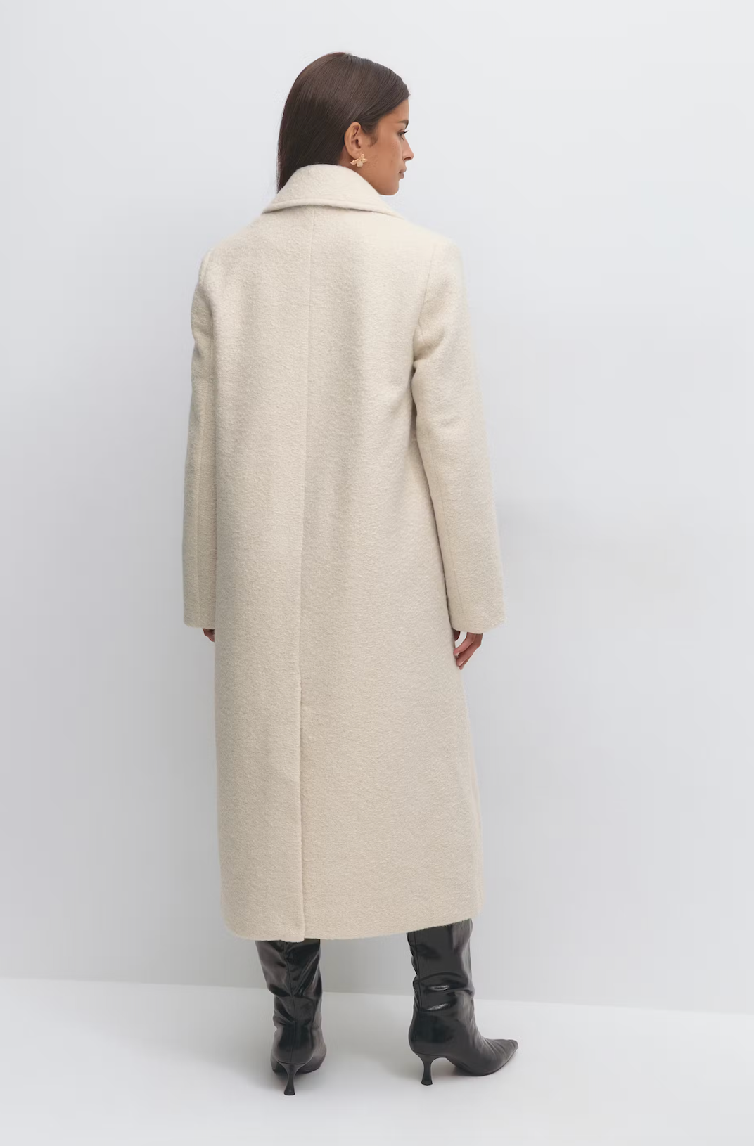 Long boucle coat 25983 cream