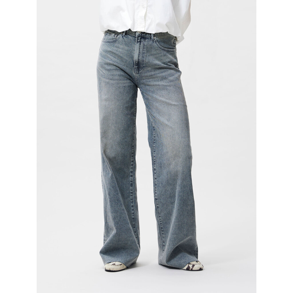 CATWALK JUNKIE Loose fit jeans 2302006400 901 Tinted Blue