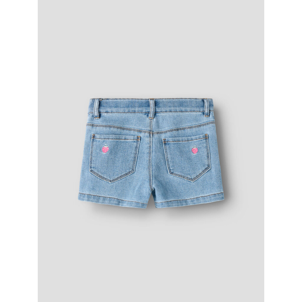 name it NMFROSE REG EMB SHORTS 6202-IZ 13254122 Light Blue Denim STRAWBERRY