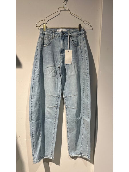 Barrel fit jeans stretch naden // light blue