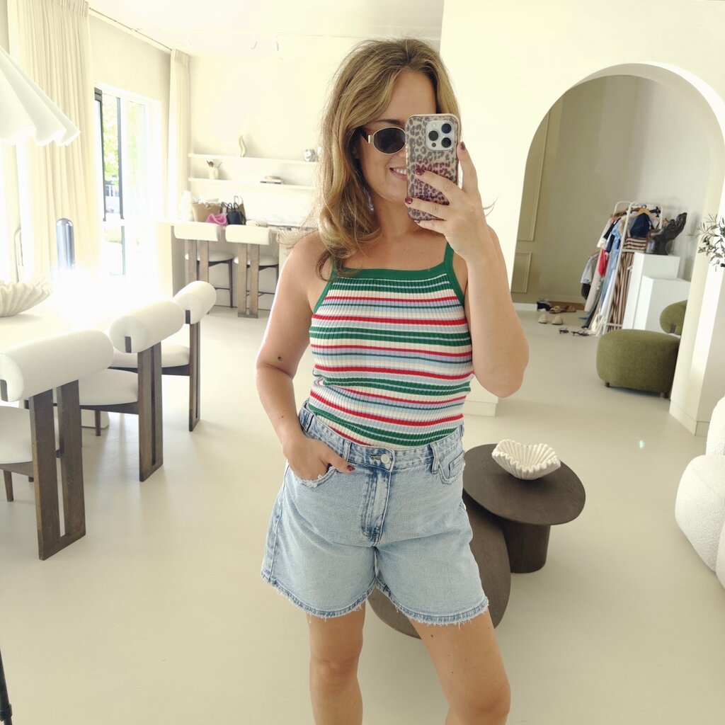 Short jeans stretch // light blue