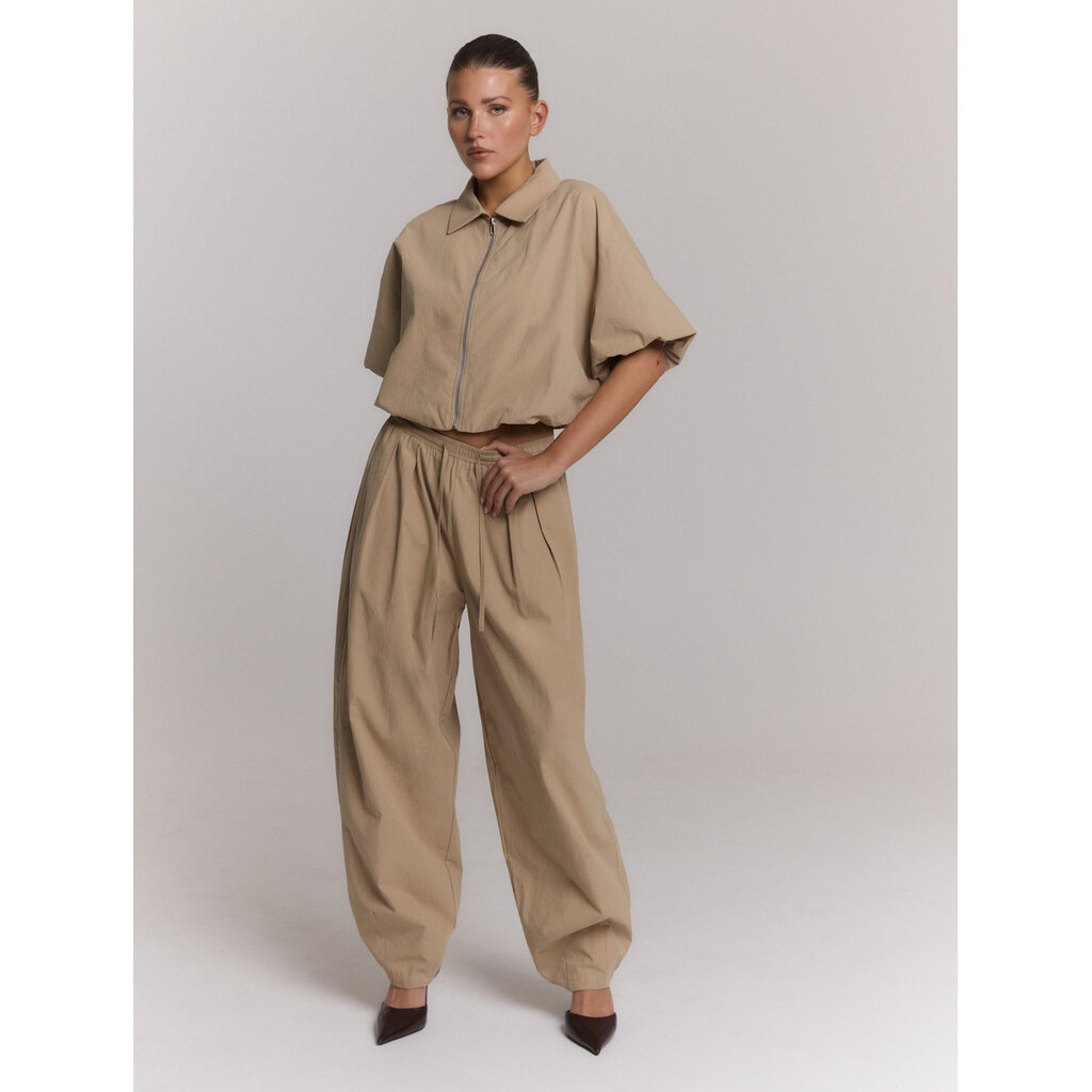 REFINED balloonfit pantalon ROOZE (R2608156045) sand