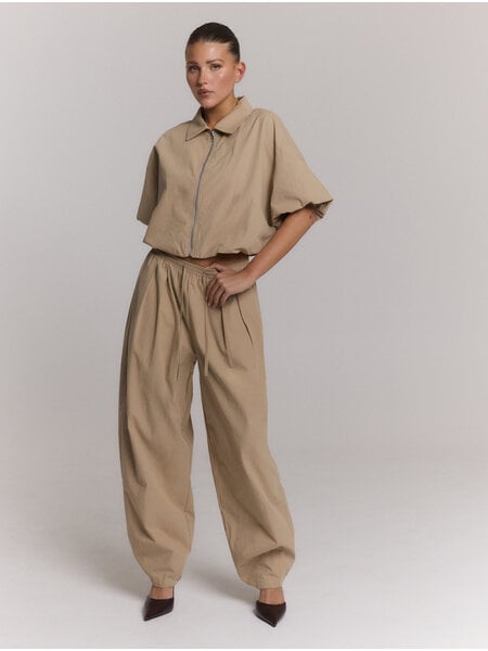 REFINED balloonfit pantalon ROOZE (R2608156045) sand