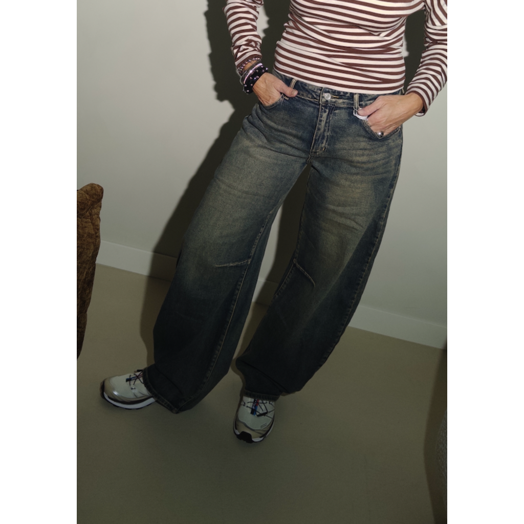 Barrel fit jeans stretch // dark  vintage