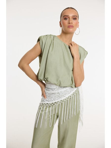 REFINED flowy cropped blouse LIV (R2606830193)