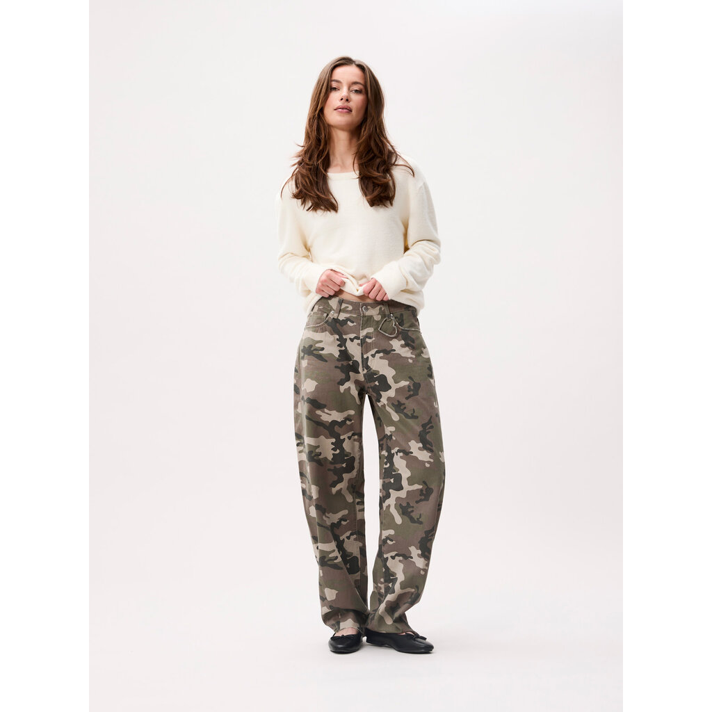 CATWALK JUNKIE Super barrel fit camo jeans 2604023210 Mountain View