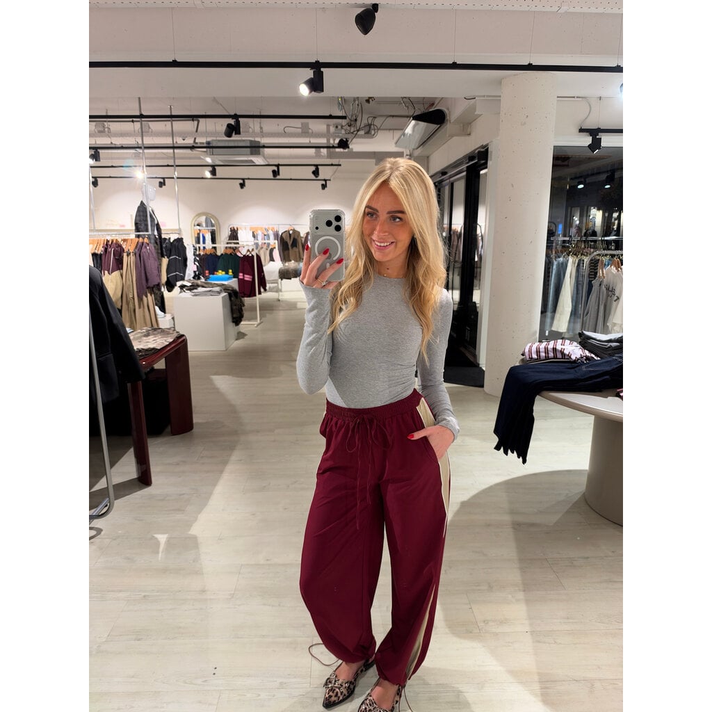 Track pants - wine/beige