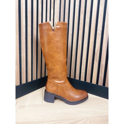 JAIMY Vive golden V boots camel