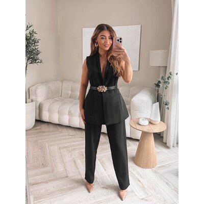 JAIMY Essential belted gilet black