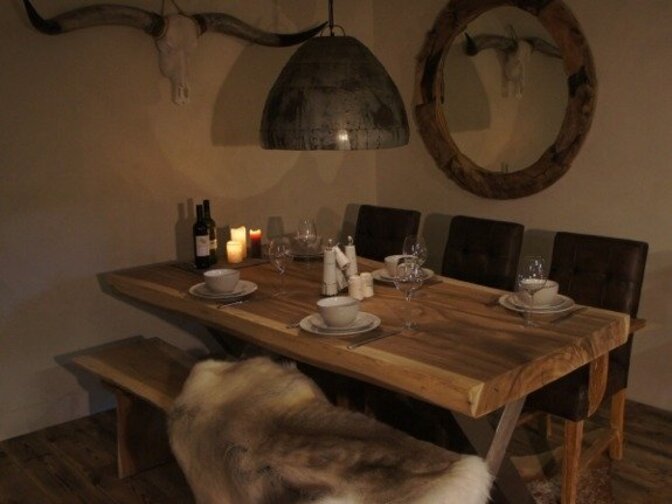 Stoere boomstam tafel 200cm