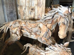 Paard van hout -  middel L200cm