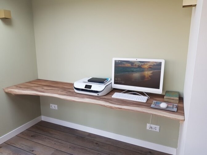 Suar bureaublad / werkblad 65/70 x 250cm