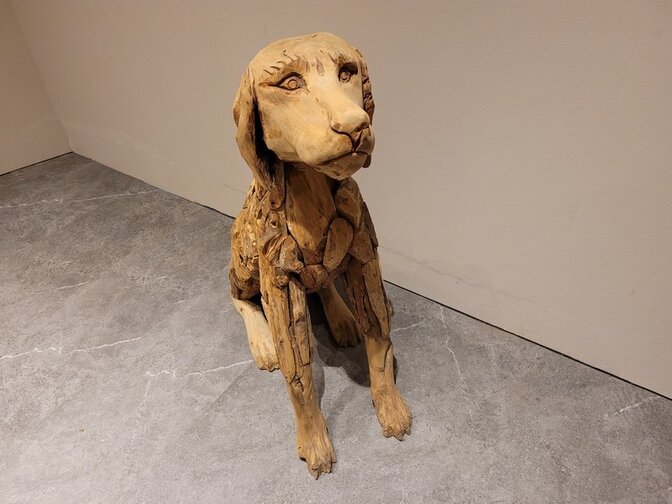 Houten hond - zittend - teakhout