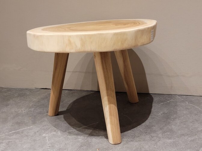 Salontafel 60x45cm op 3poot
