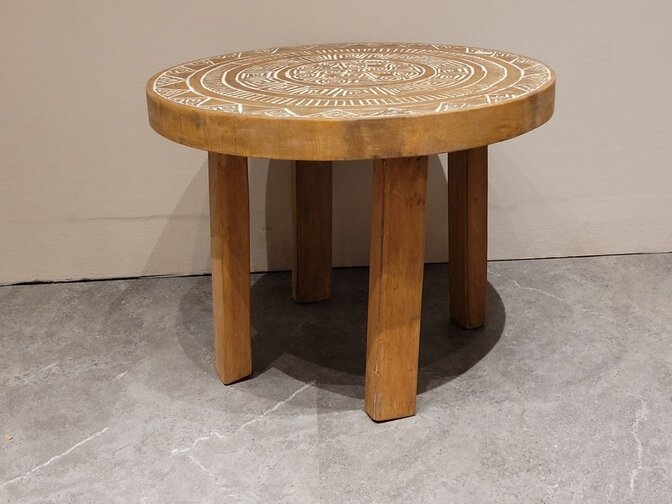 Salontafel met houtsnijwerk rond - 60x60x46cm