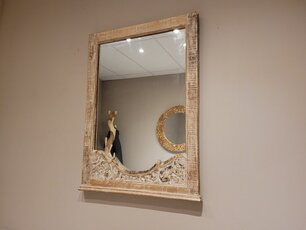 Grote spiegel met sieromlijsting 75x100cm