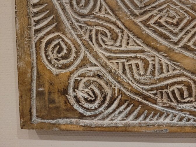 Wandpaneel met houtsnijwerk 51x52x3cm