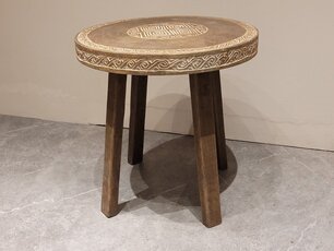 Ronde salontafel met houtsnijwerk 60x60cm