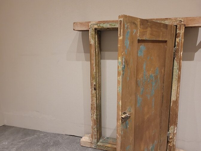 Indonesisch  raamkozijn met deur - 80x100x9cm