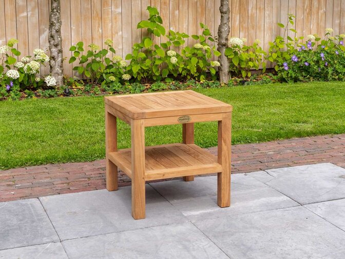 2x Teak ligstoel New Ocean,  kussens en bijzettafel