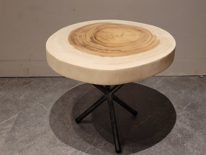 Metalen 3-poot voor salontafel