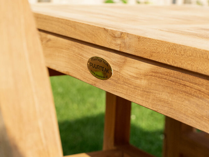 Smalle teak tuintafel Verona 70x95cm