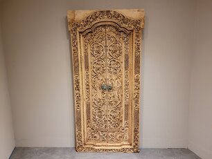 Oude Indonesische deur met kozijn - 100x205cm Oude Indonesische deur met kozijn - 100x205cm