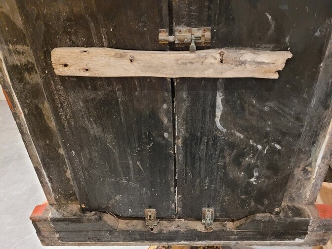 Oud raam met kozijn - 75x90x9cm