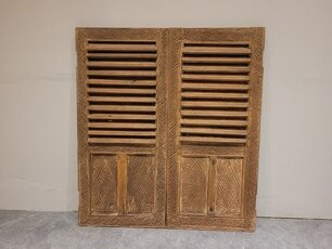 Louvre deuren met houtsnijwerk - 90x100cm