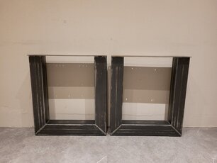 Metalen tafel poot U - 10x10cm  rustiek (per set) Metalen tafel poot U - 10x10cm  rustiek (per set)