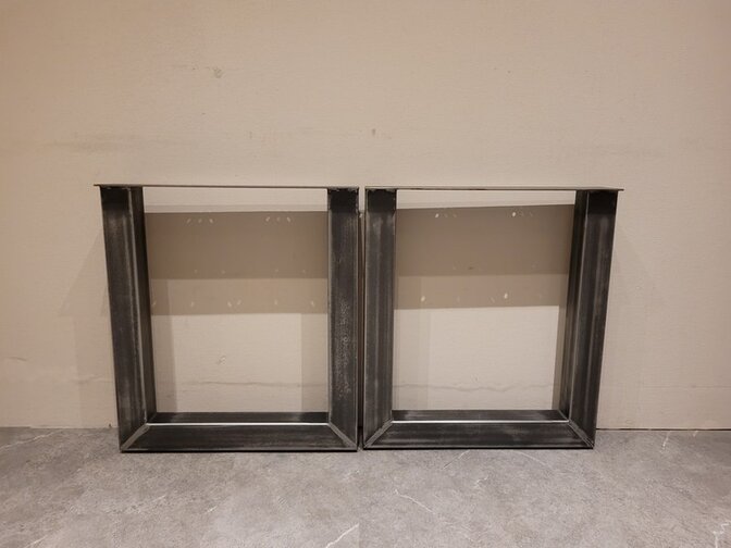 Metalen tafel poot U - 8x8cm  rustiek (per set)