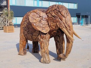 Grote olifant - staand - 300 x 150 x 190cm
