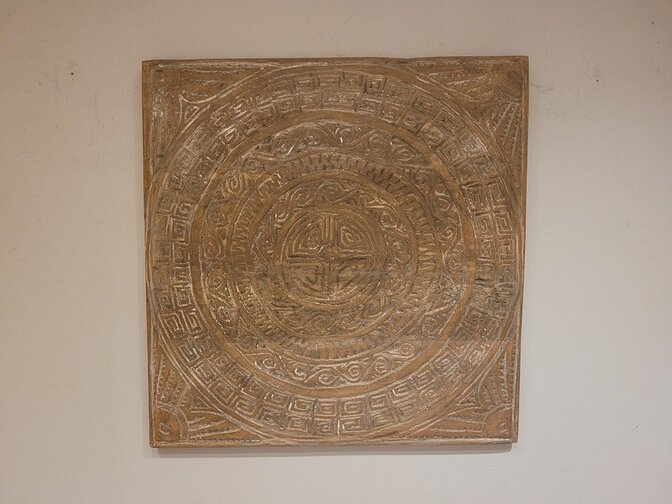 Wanddecoratie met houtsnijwerk 65x65cm - SKA24137-13
