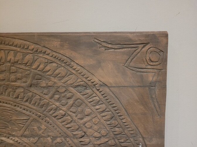 Wanddecoratie met houtsnijwerk 130x135cm - SKA24137-08