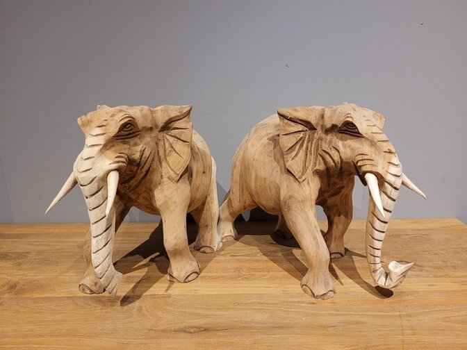 Staande olifant 40x20x30cm