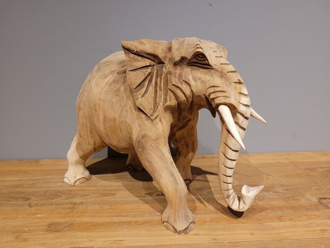 Staande olifant 40x20x30cm