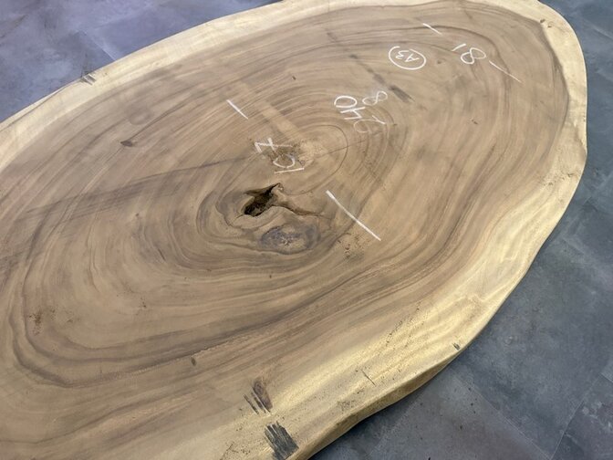 Ovale boomstamtafel 105x240cm CA58-624