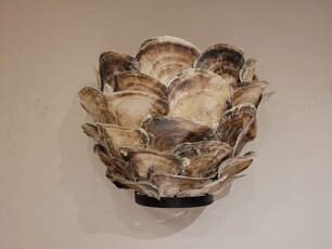 Wandlamp met oesterschelpen - 30x25cm Wandlamp met oesterschelpen - 30x25cm
