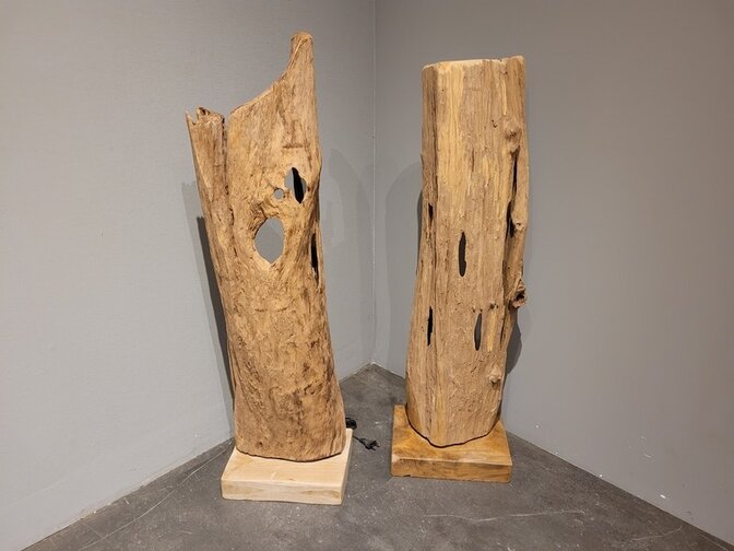 Hout sculptuur met verlichting - 100cm