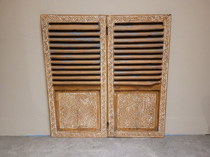 Louvre deuren met houtsnijwerk - 93x96cm