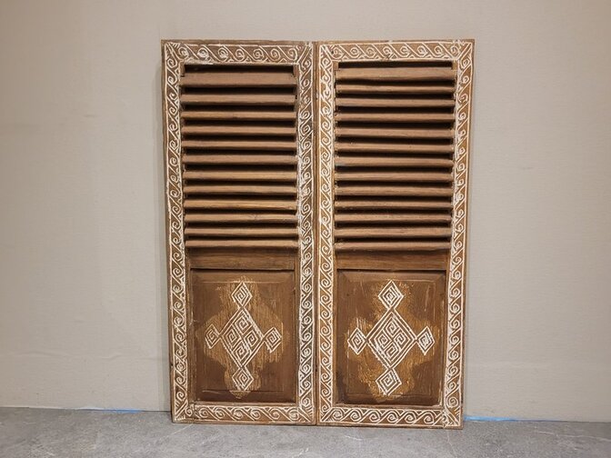 Louvre deuren met houtsnijwerk - 77x100cm