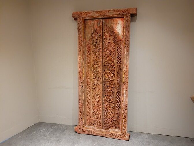 Deur met kozijn - houtsnijwerk - 103x213cm -Rood